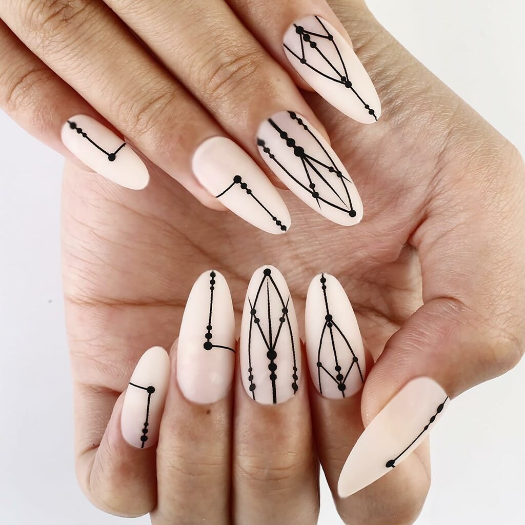 geometric-nail-design